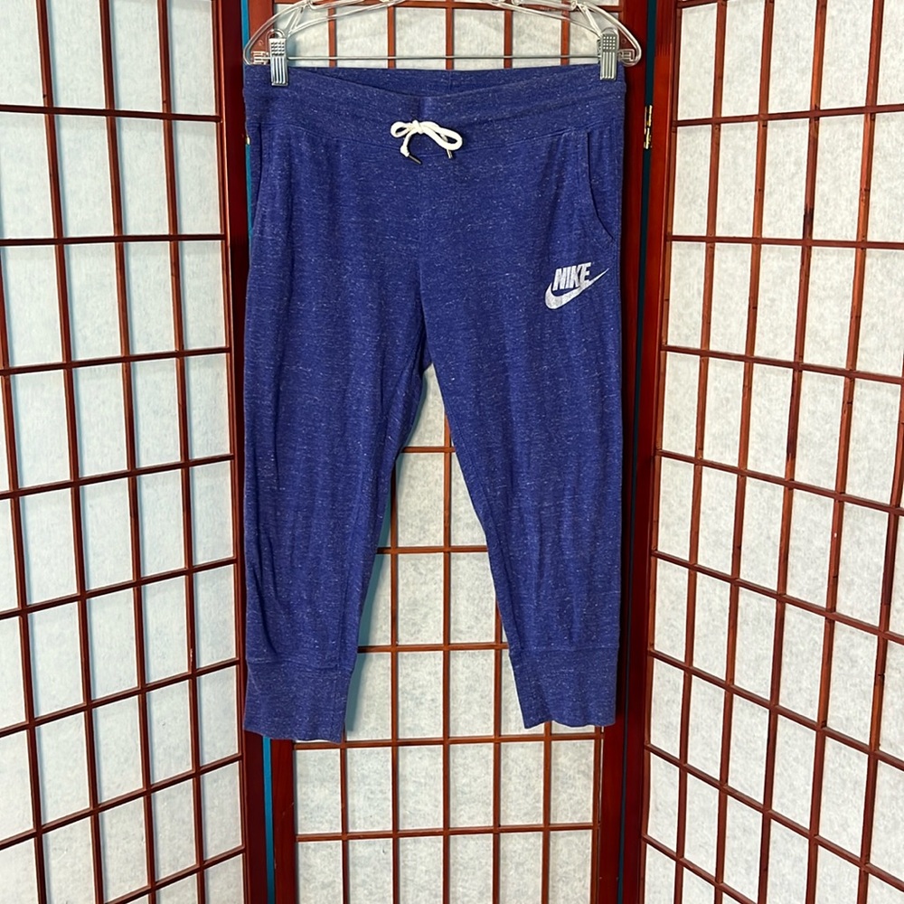 Nike Heathered Purple Cropped Joggers